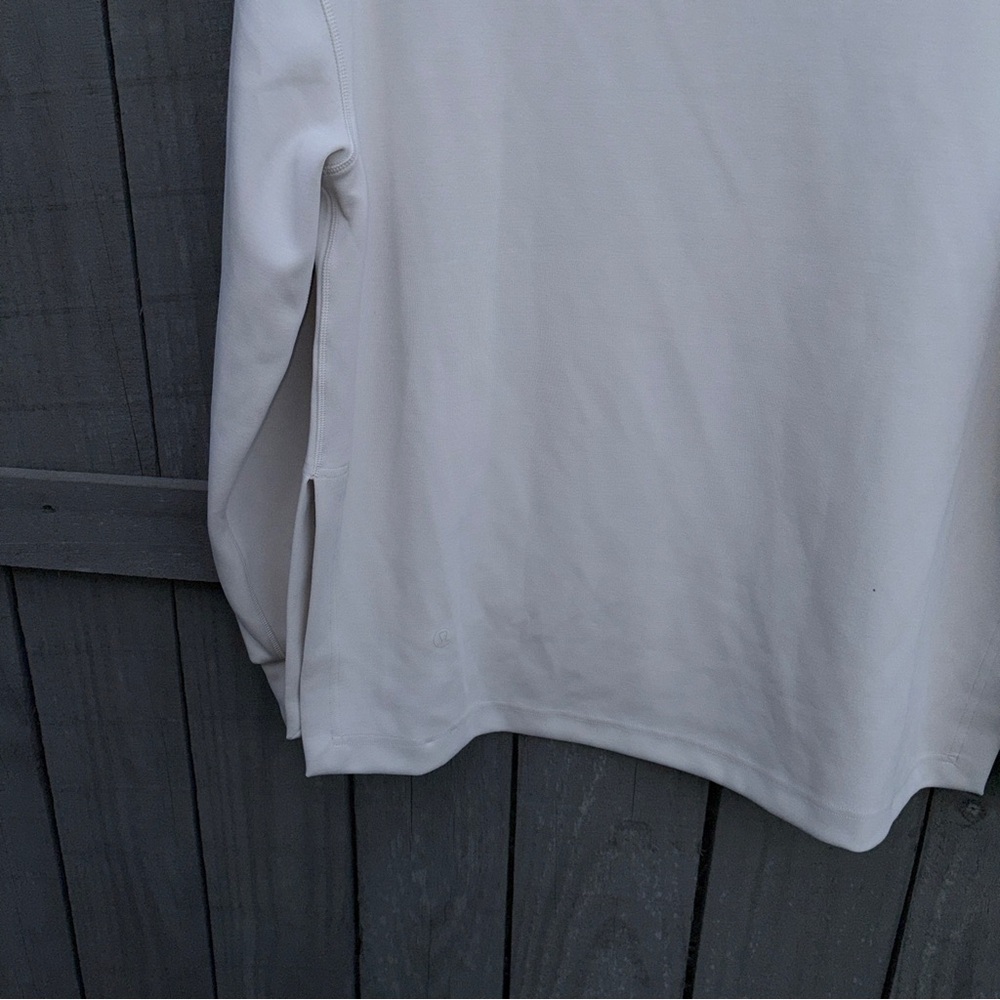 Lululemon Women's XS Softstreme Funnel-Neck Long Pullover EUC - Picture 4 of 4